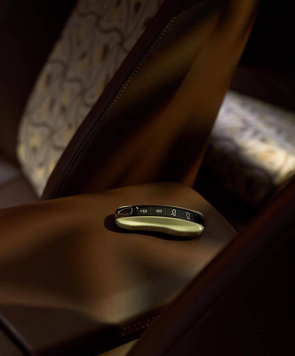 2026 - PORSCHE TAYCAN TURBO S SOHO HOUSE ONE, foto 17