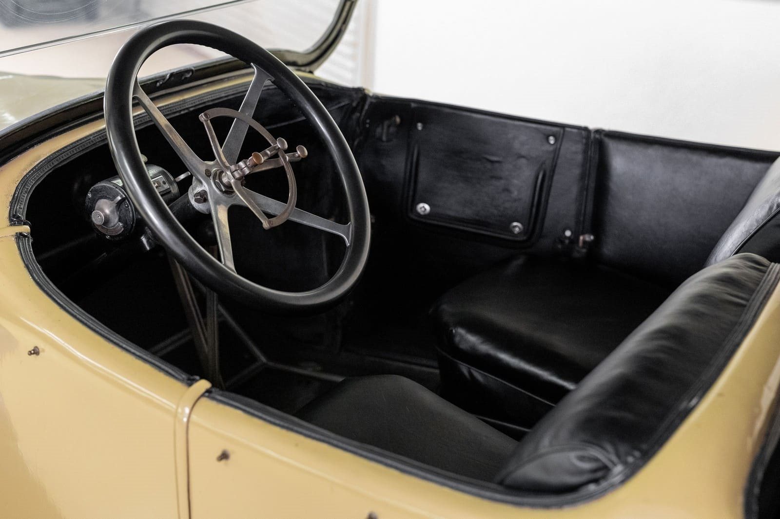 1916 - WHITE MODEL 45 G.E.D. RUBAY TOURING, foto 3