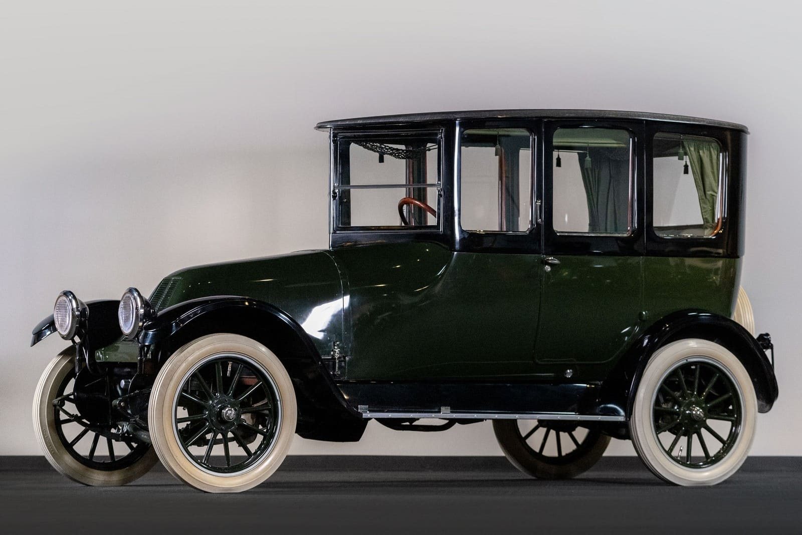 1917 - FRANKLIN SERIES 9-A SEDAN, foto 1