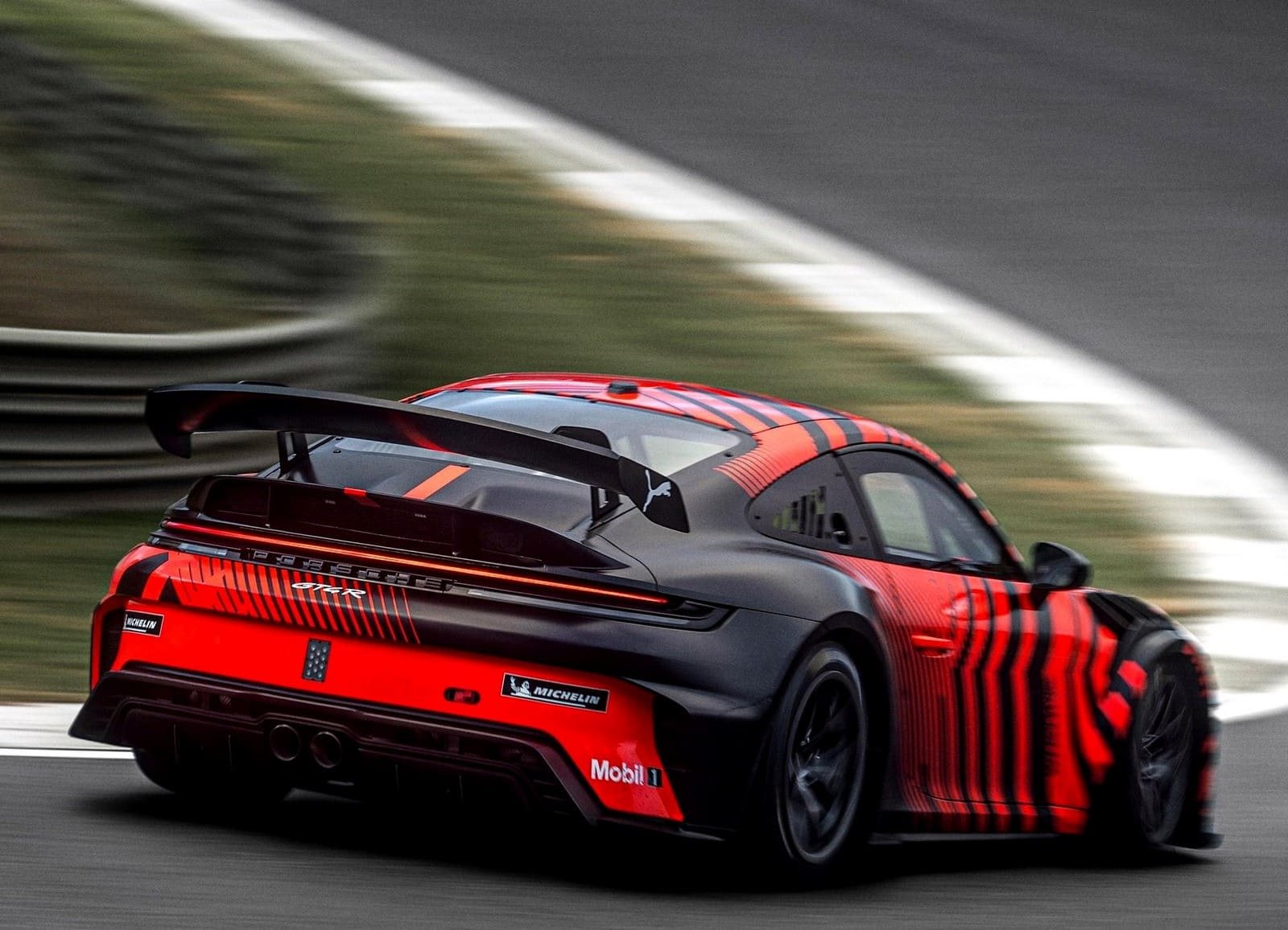 PORSCHE 911 GT4 R, foto 5