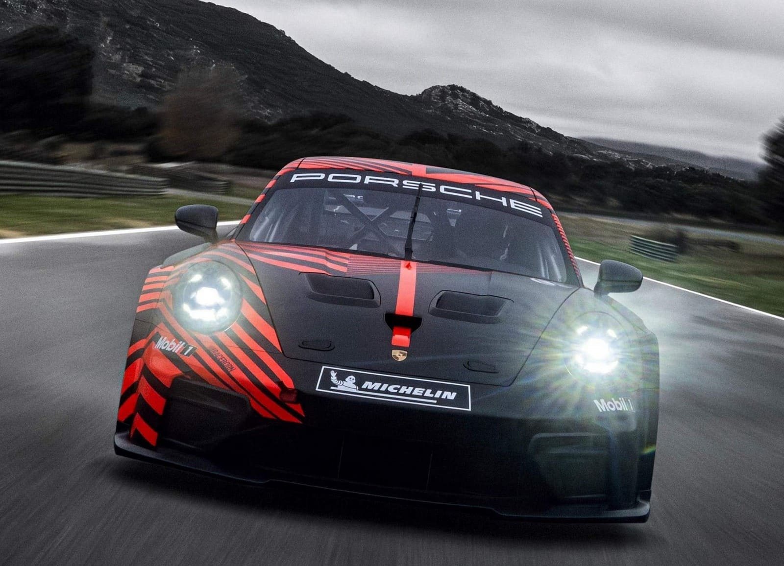 PORSCHE 911 GT4 R, foto 6