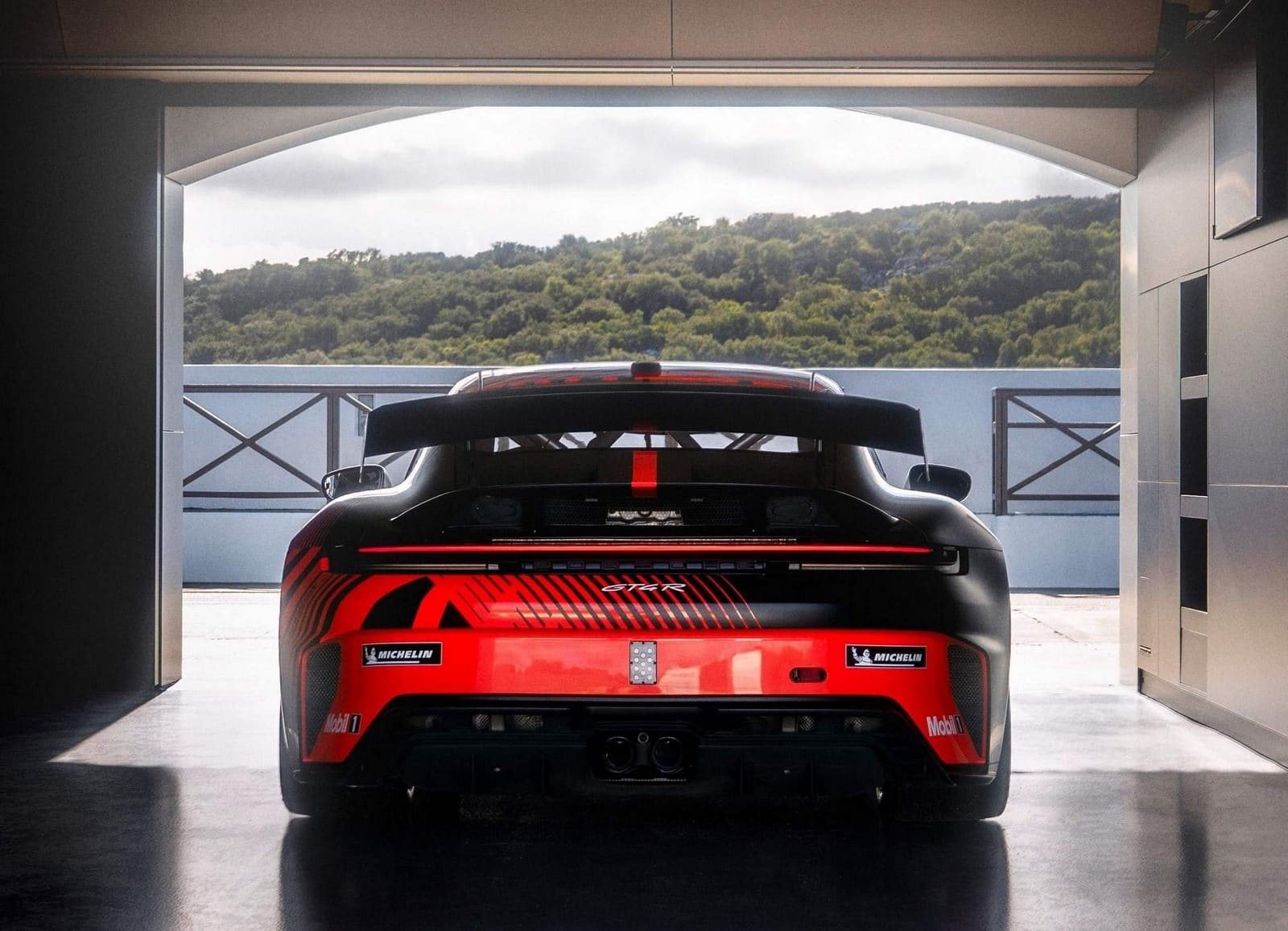 PORSCHE 911 GT4 R, foto 7