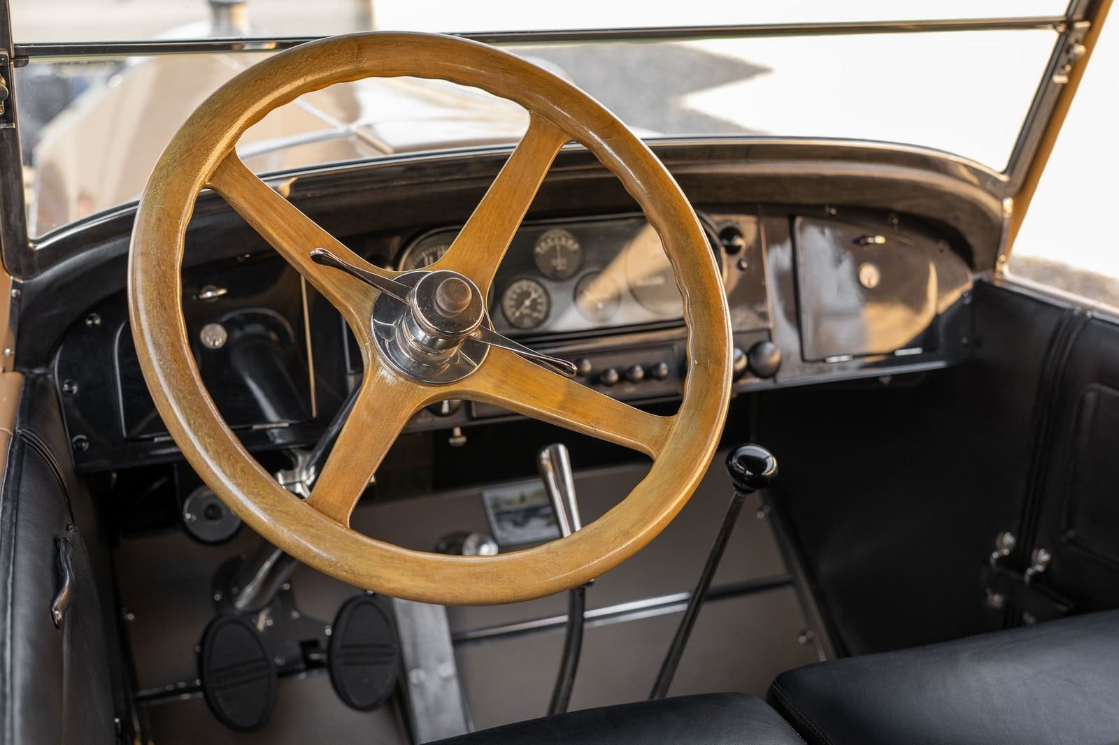 1925 - PIERCE-ARROW MODEL 33 TOURING, foto 15