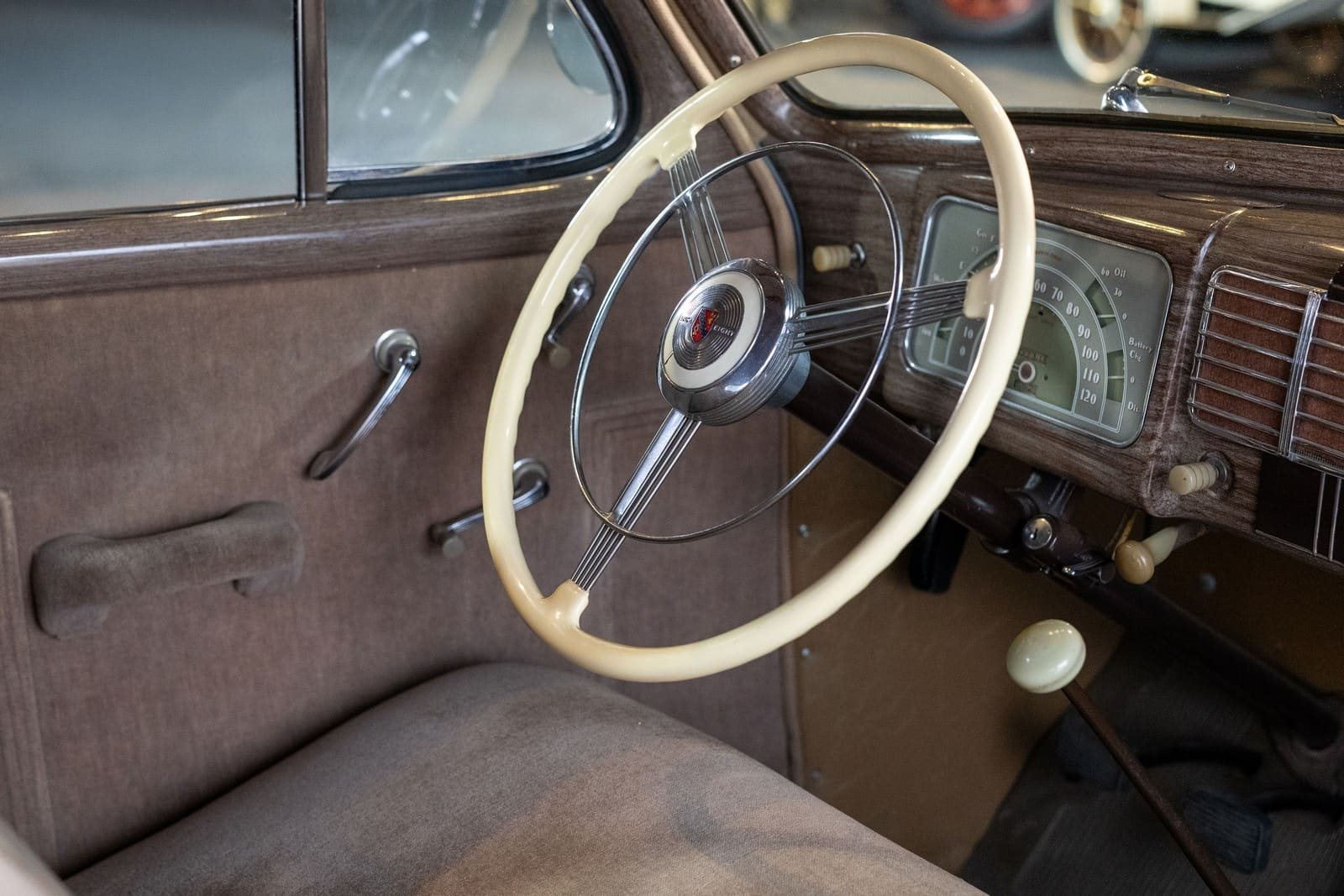 1937 - BUICK SERIES 40 SPECIAL FOUR-DOOR TOURING SEDAN, foto 14