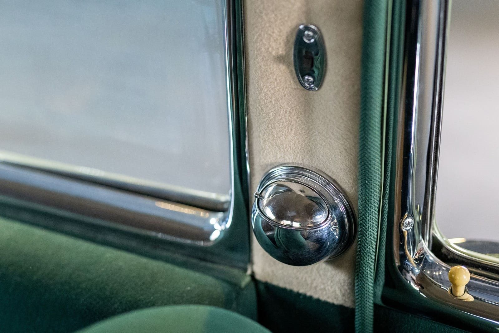 KAISER K-100 2-DOOR DARRIN SEDAN ‘PINCONNING SPECIAL’, foto 12