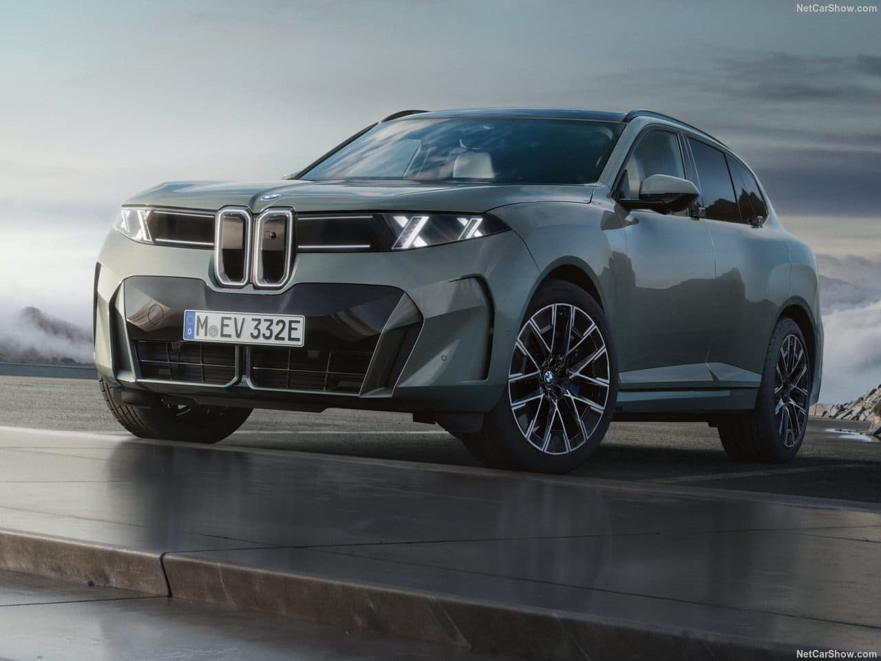 2027 - BMW iX5, foto 2