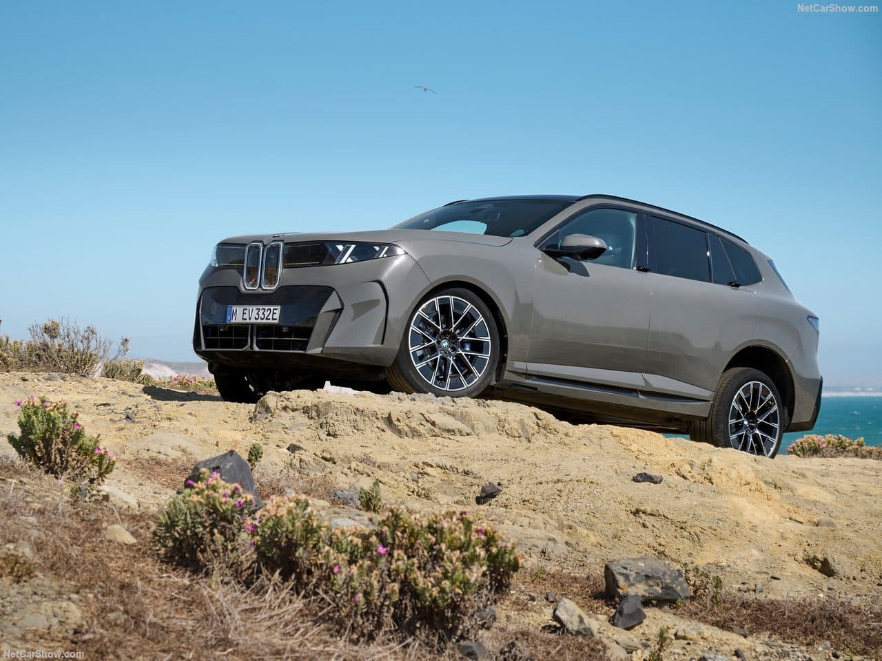 2027 - BMW iX5, foto 4