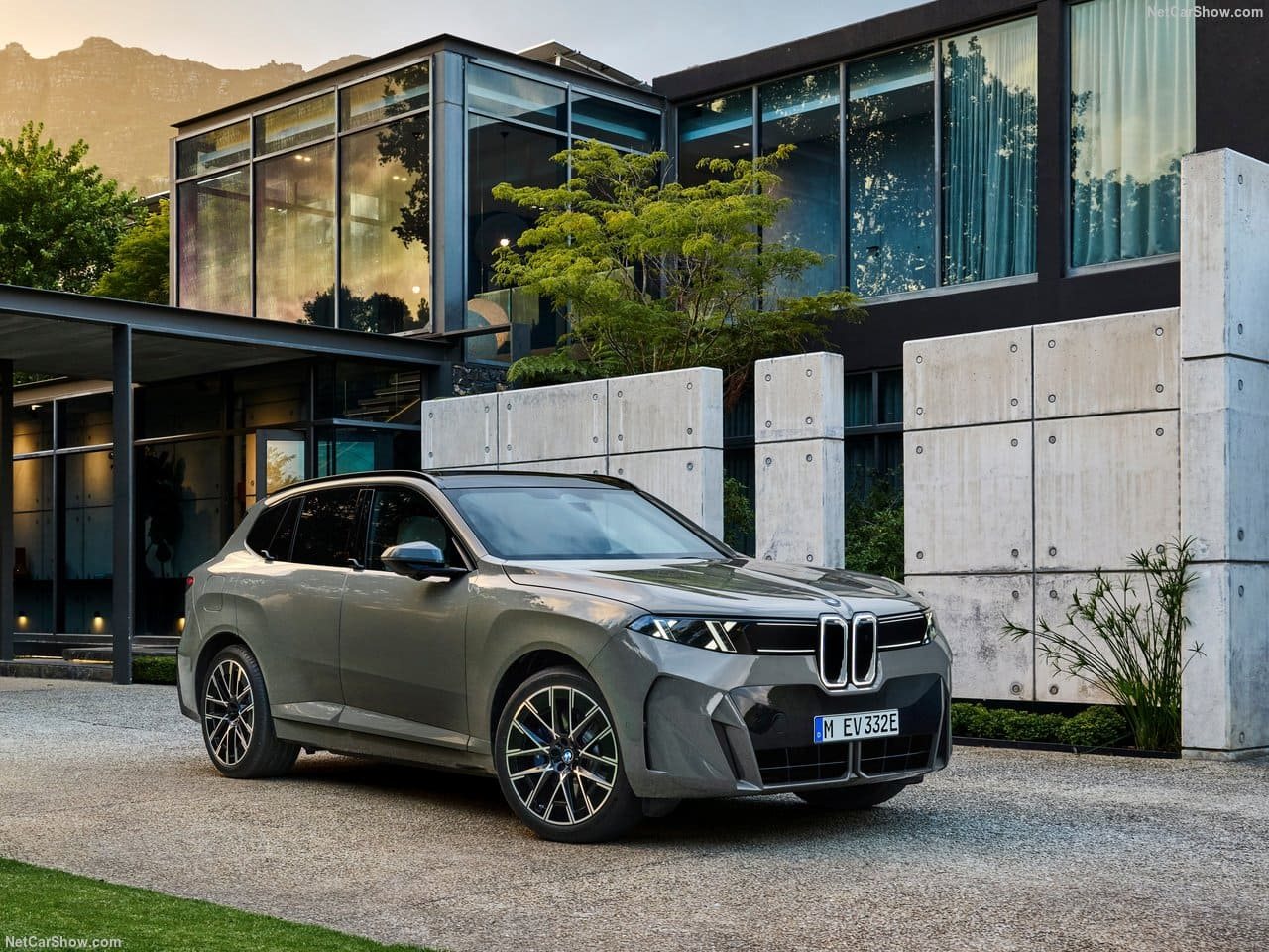 2027 - BMW iX5, foto 11