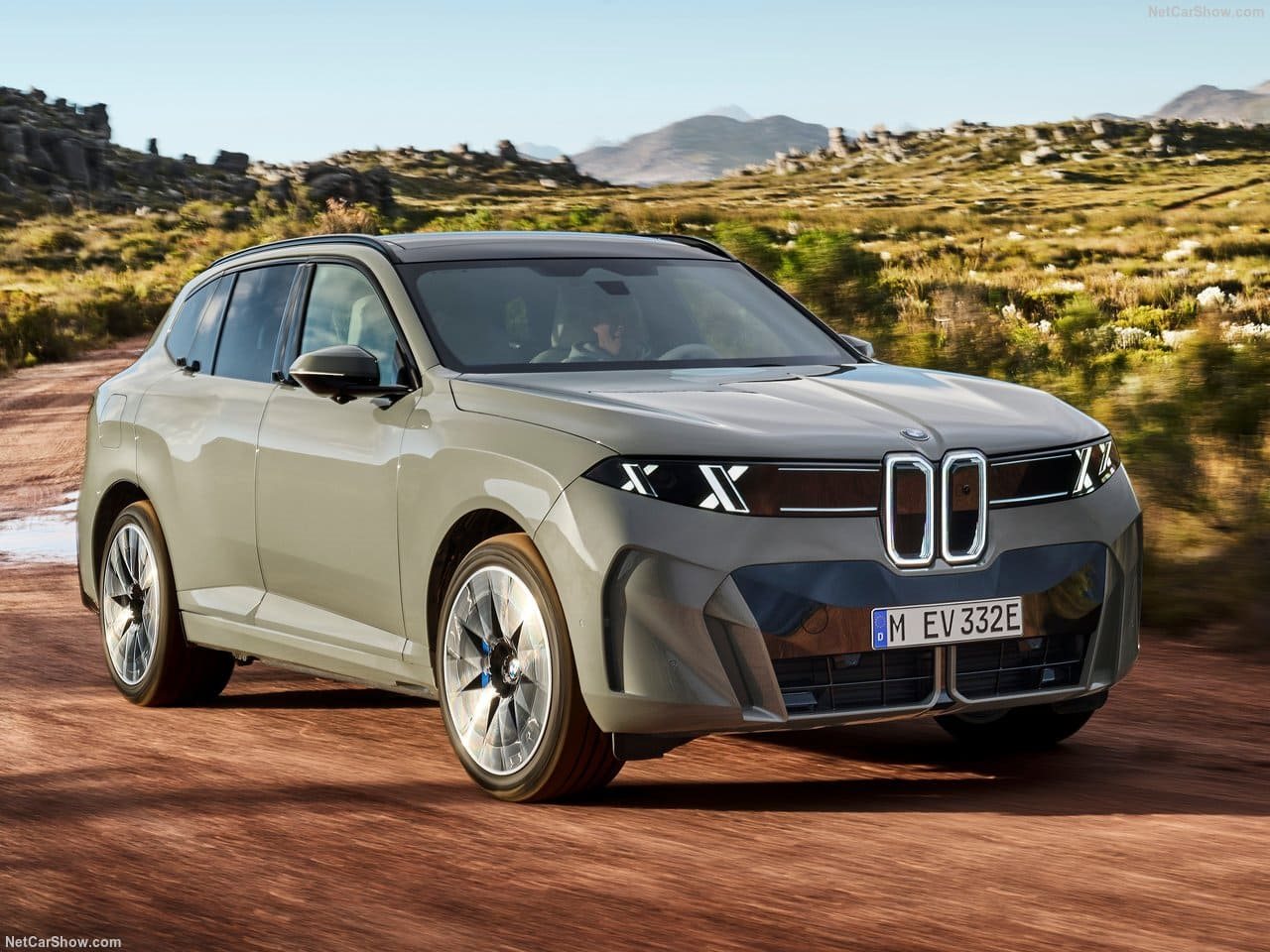2027 - BMW iX5, foto 25