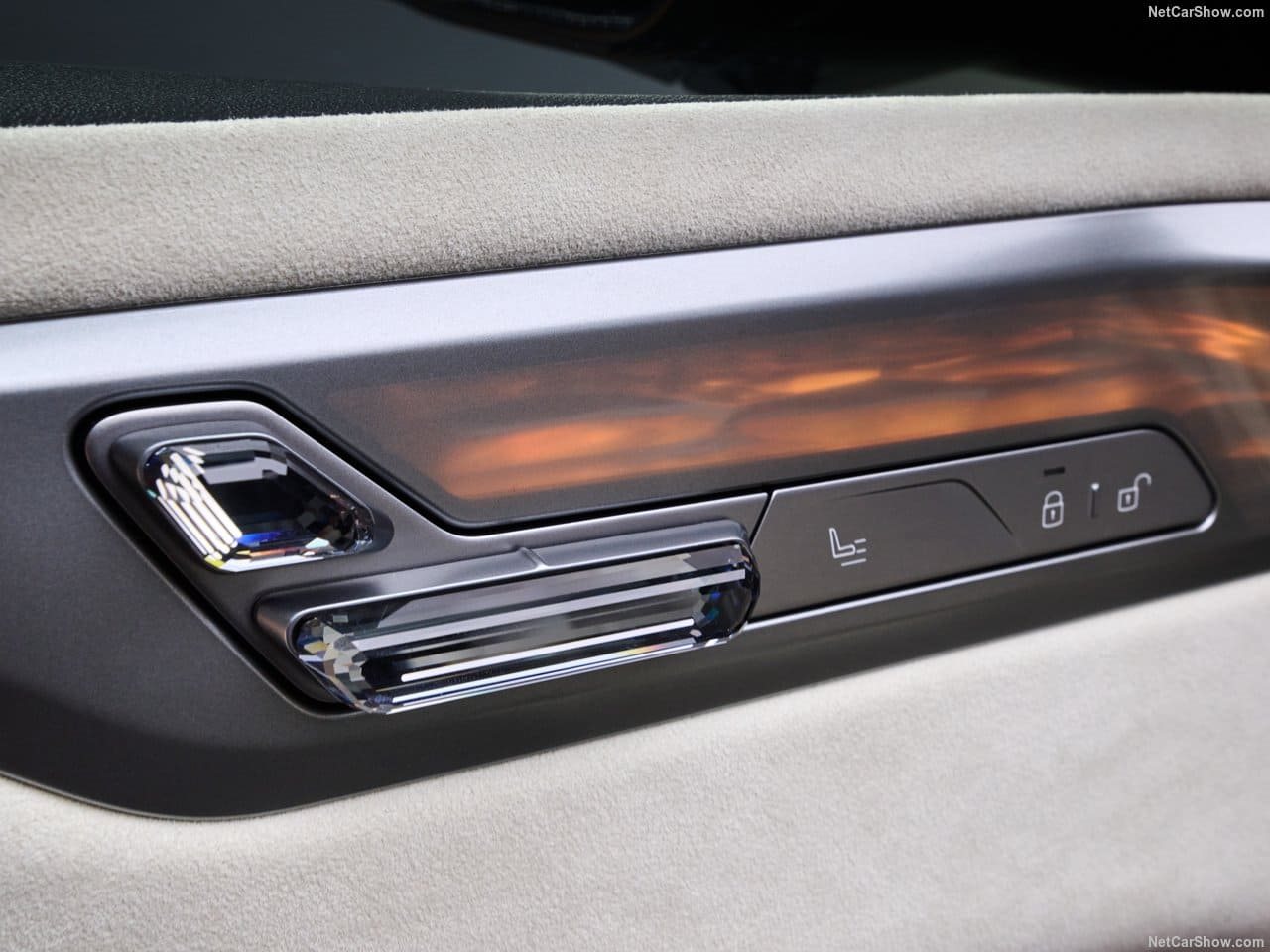 2027 - BMW iX5, foto 93