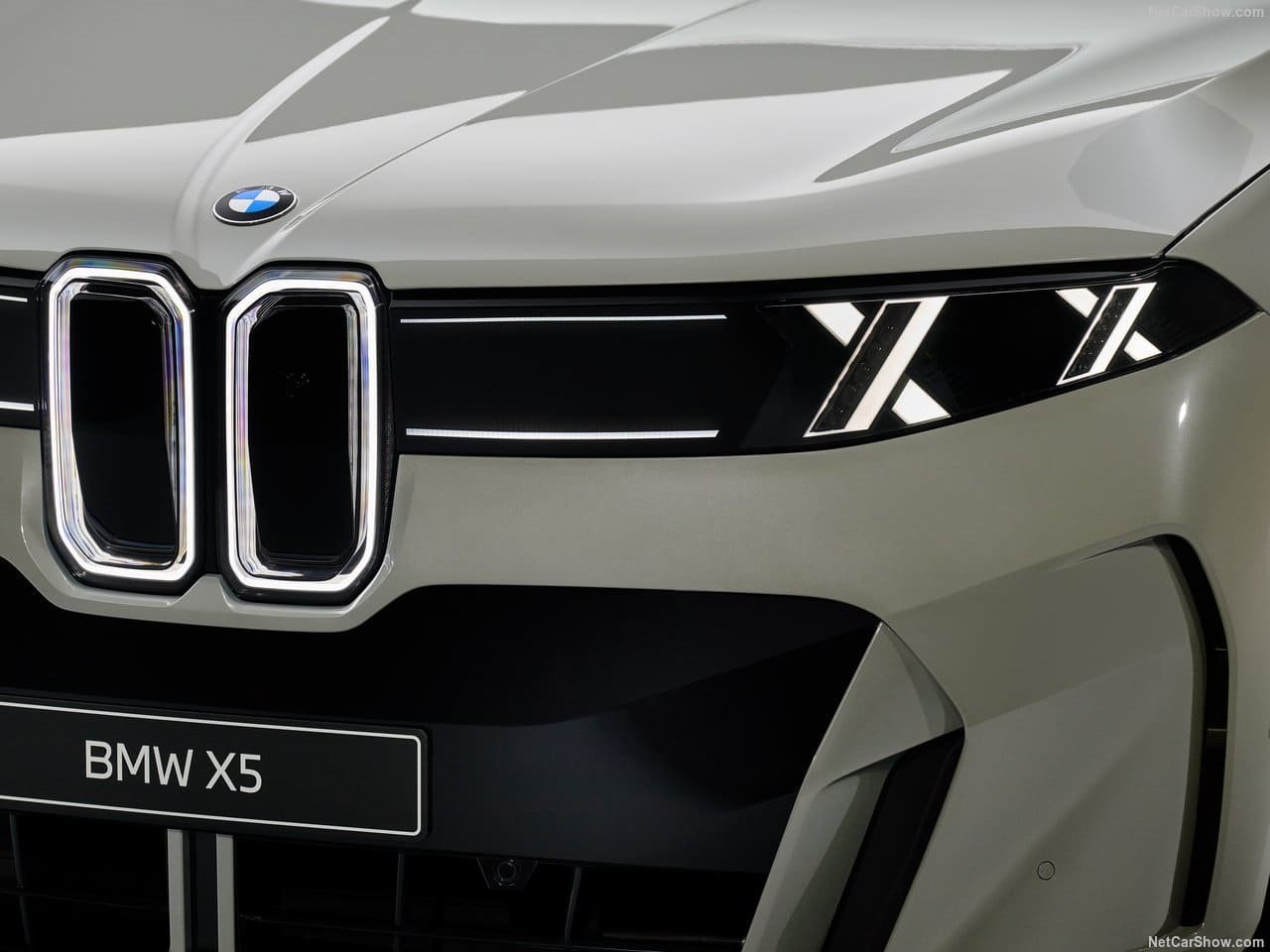 2027 - BMW iX5, foto 110