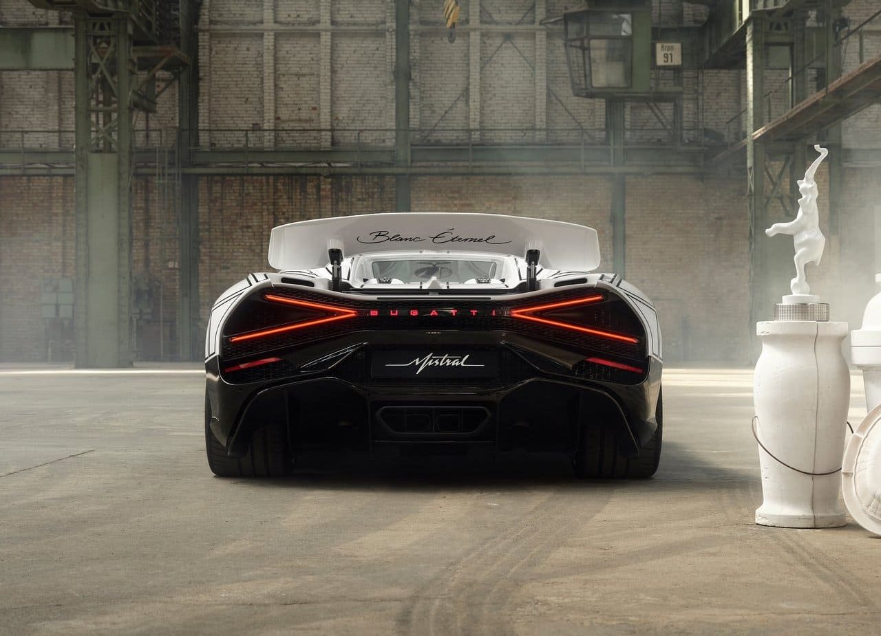 BUGATTI W16 MISTRAL ‘BLANC ÉTERNEL’, foto 8
