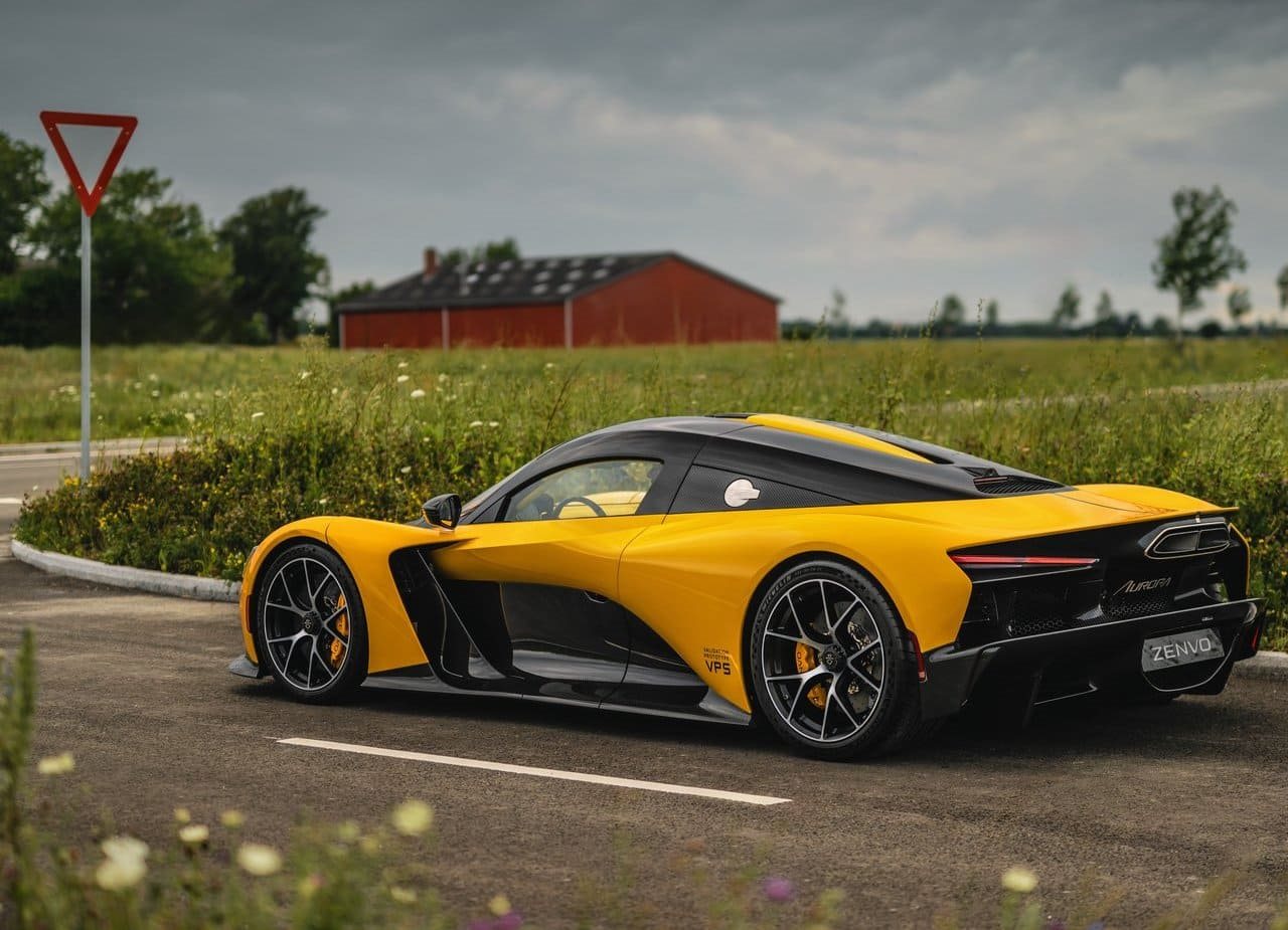 2028 - ZENVO AURORA TUR, foto 7