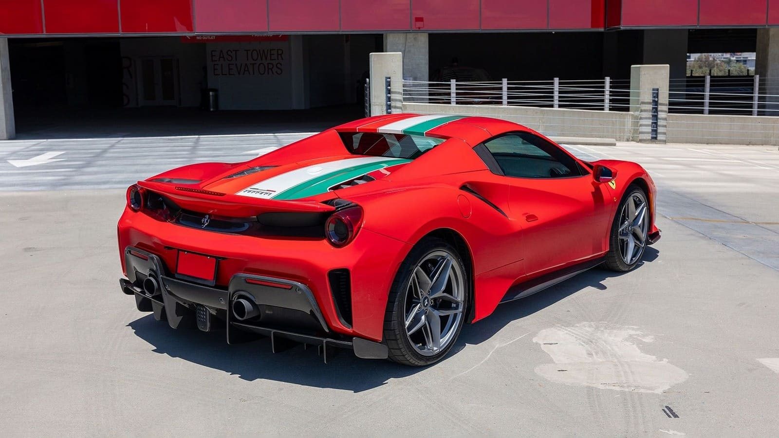 FERRARI F488 PISTA SPIDER, foto 28