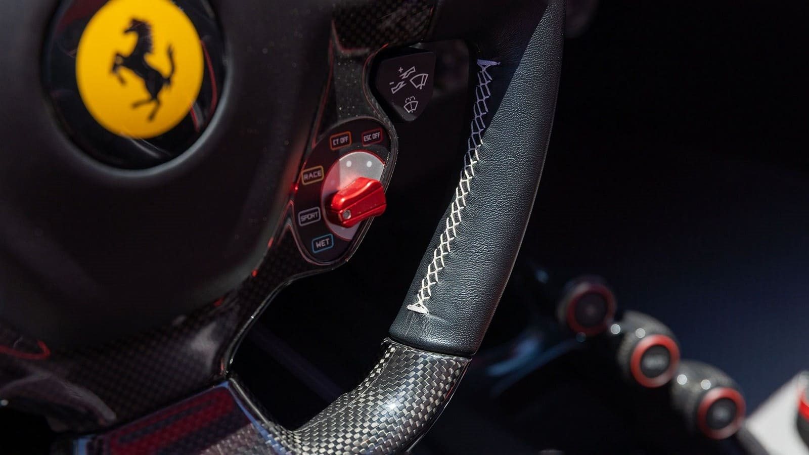 FERRARI F488 PISTA SPIDER, foto 79