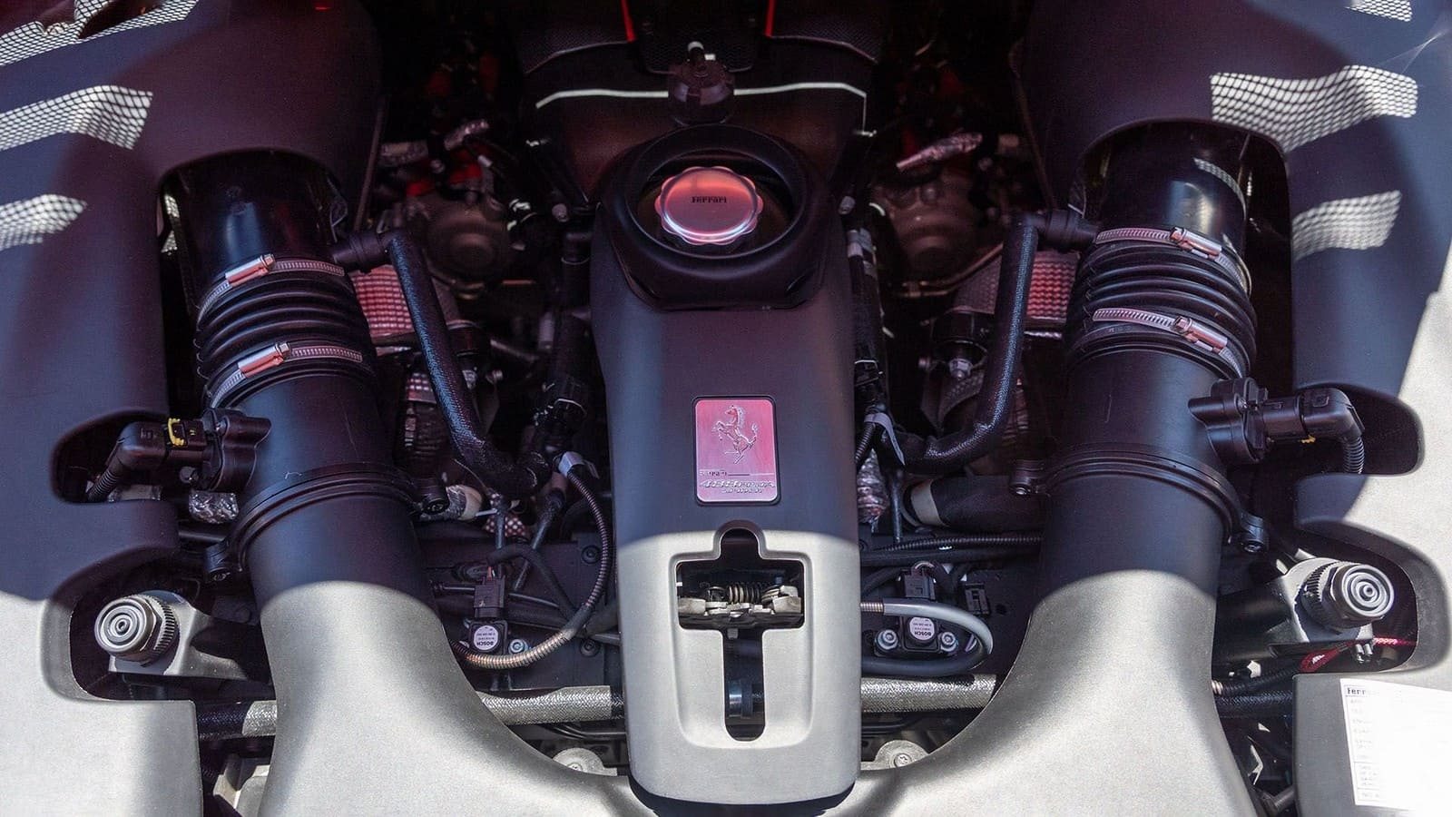 FERRARI F488 PISTA SPIDER, foto 100