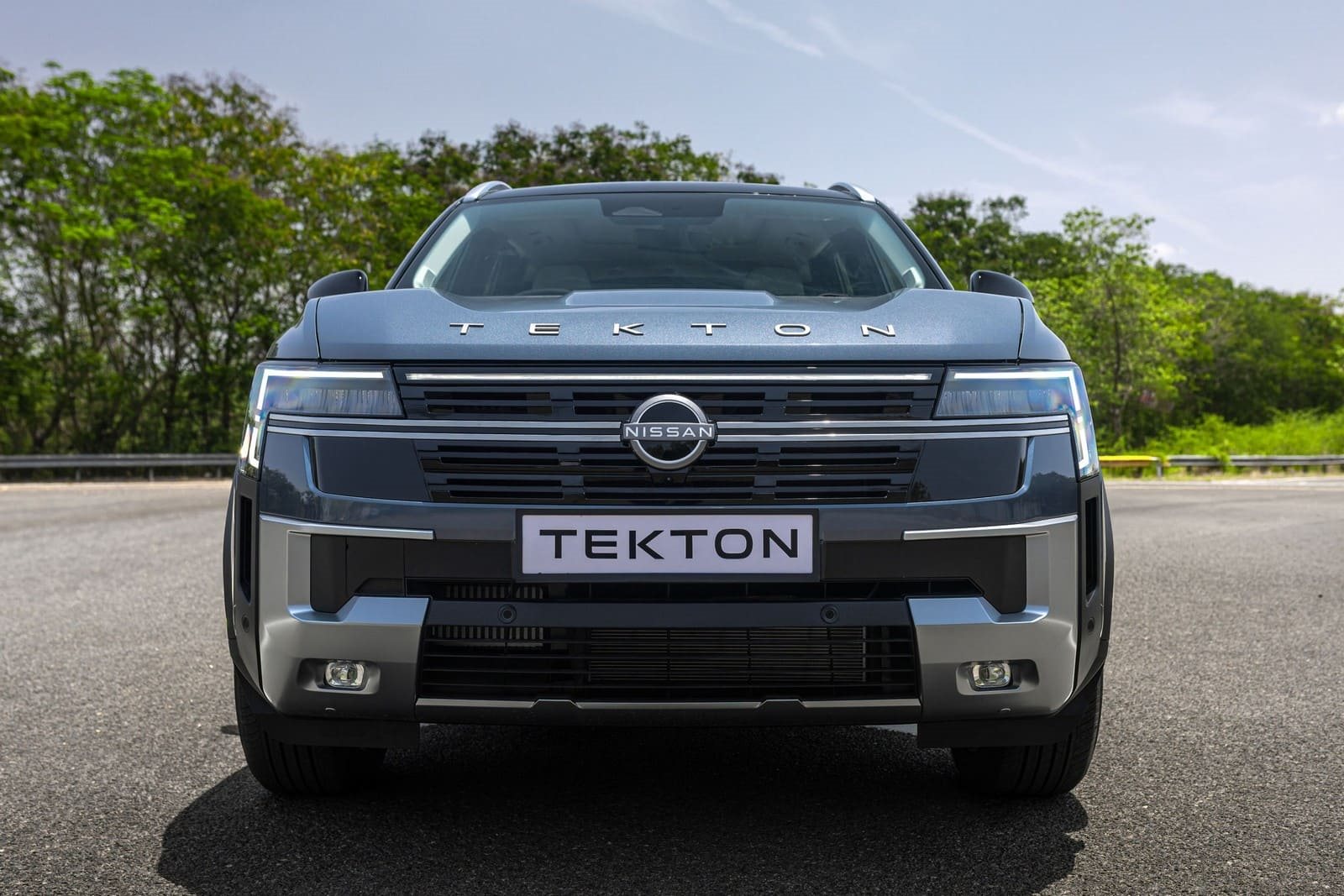 2027 - NISSAN TEKTON, foto 11