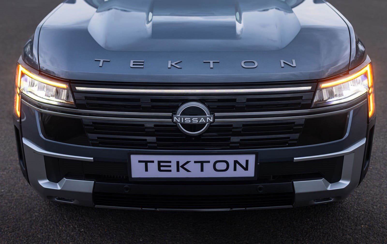2027 - NISSAN TEKTON, foto 28