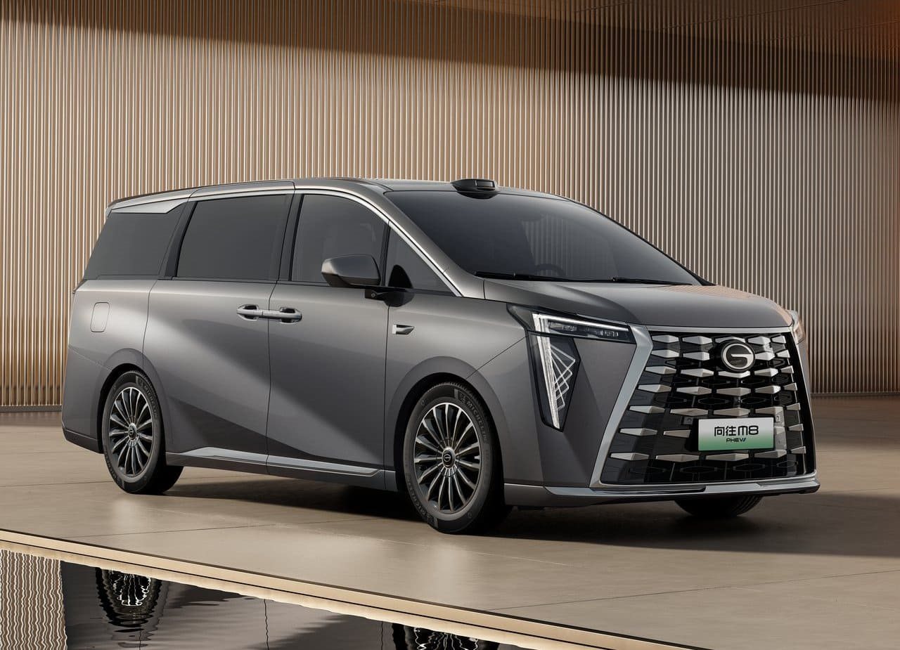 GAC M8 PHEV L, foto 1