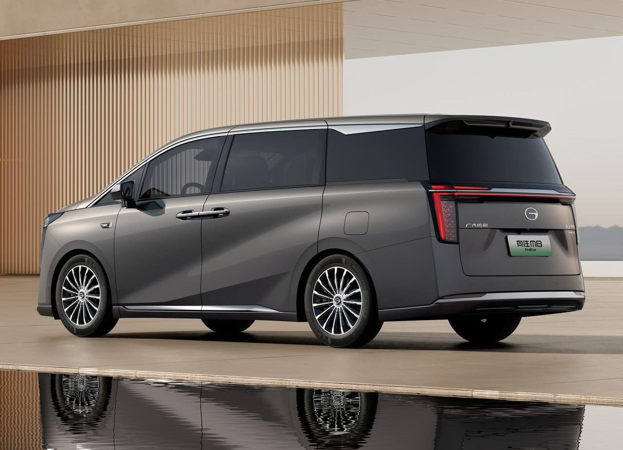 GAC M8 PHEV L, foto 4