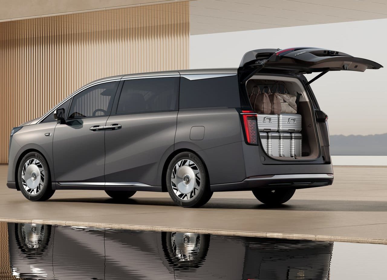 GAC M8 PHEV L, foto 6