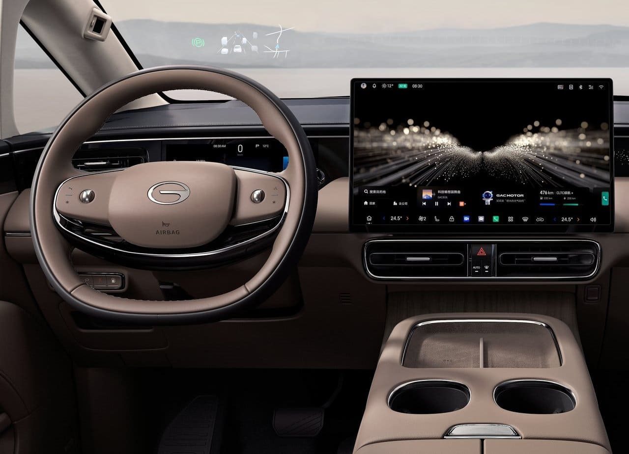 GAC M8 PHEV L, foto 11