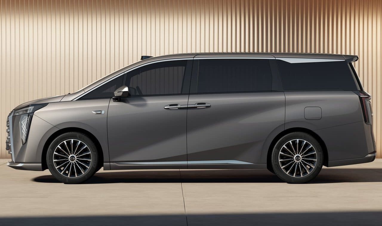 GAC M8 PHEV L, foto 31