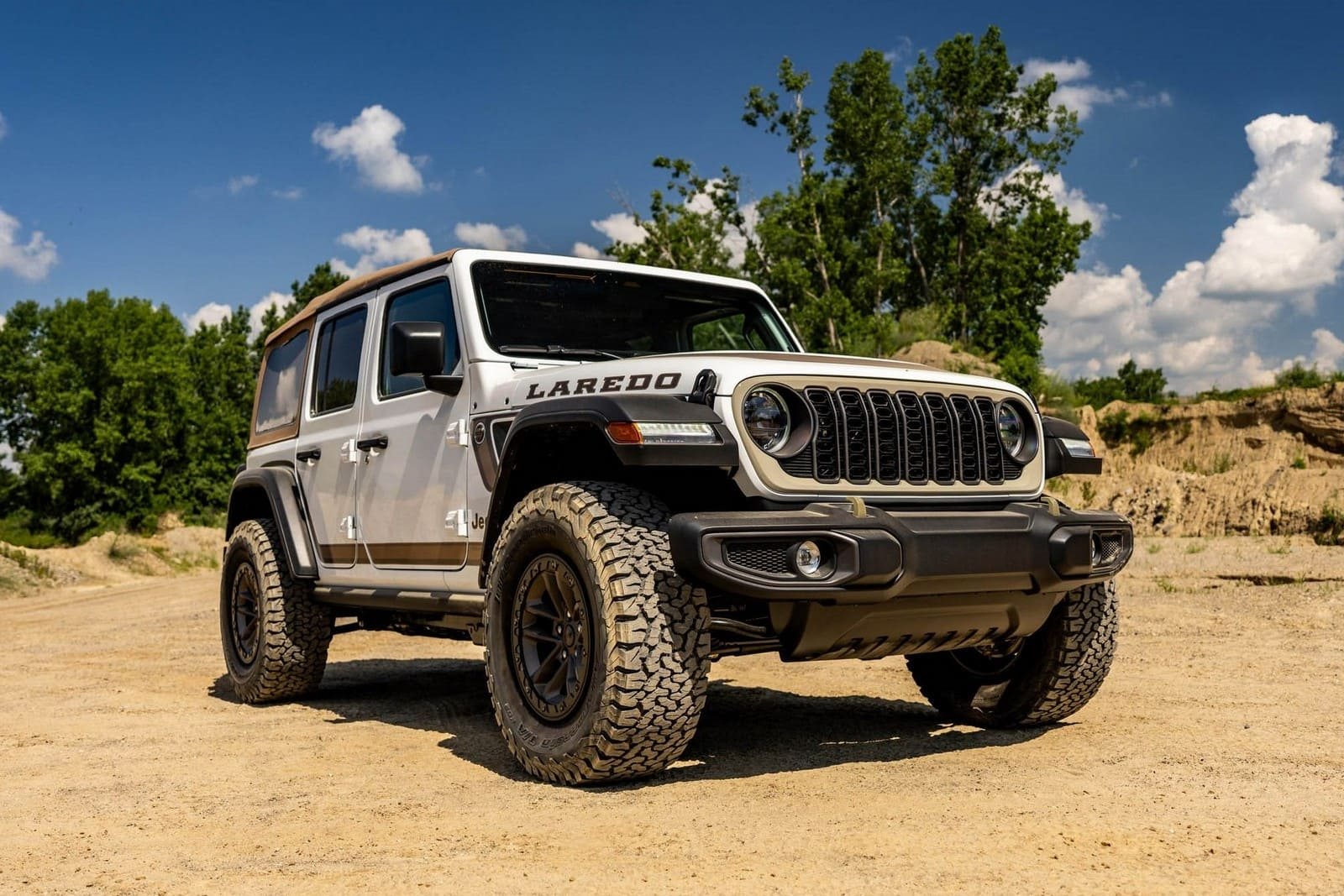 2027 - JEEP WRANGLER LAREDO, foto 1