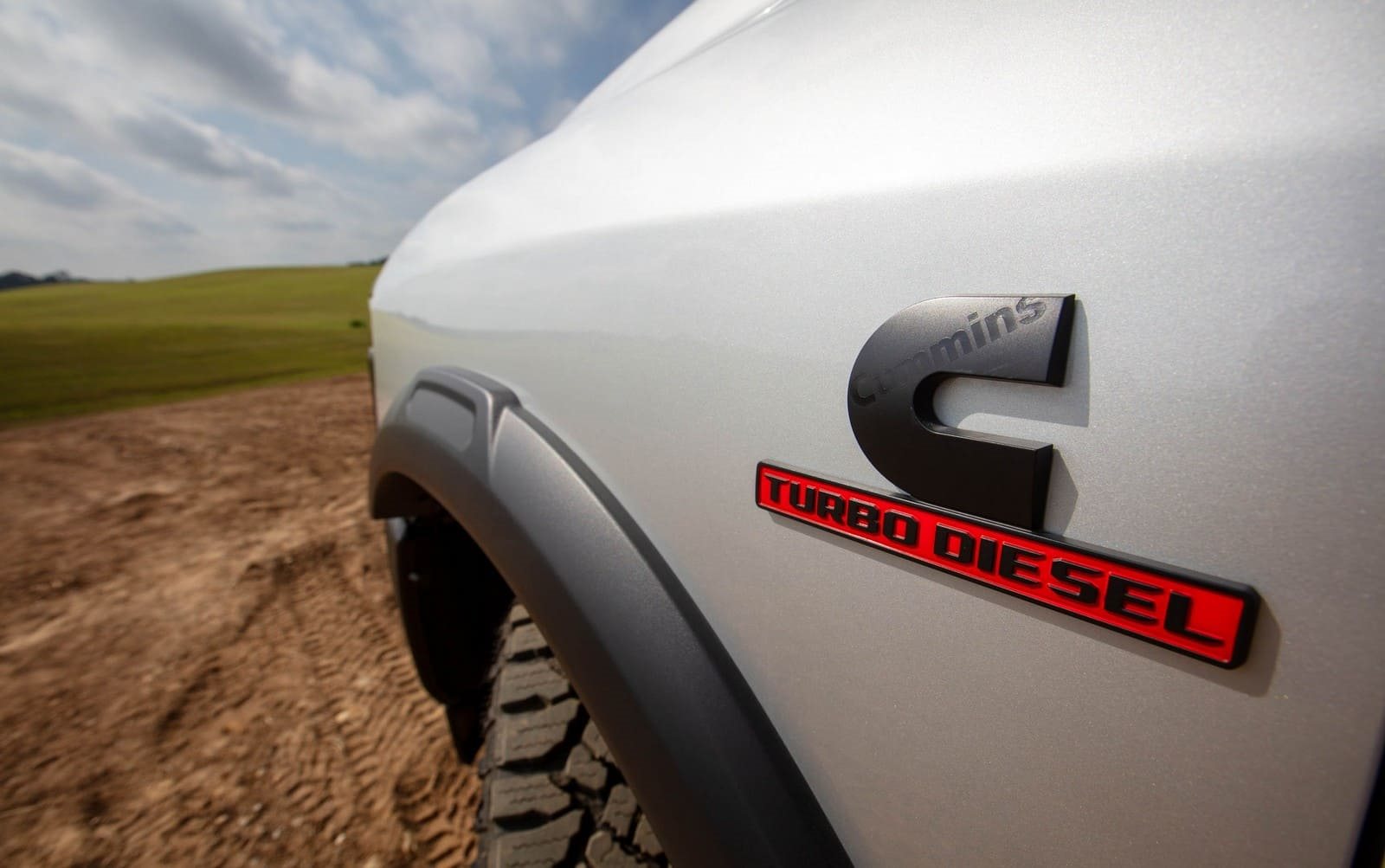 2027 - RAM POWER WAGON CUMMINS TURBO DIESEL SILVER ZYNITH, foto 12
