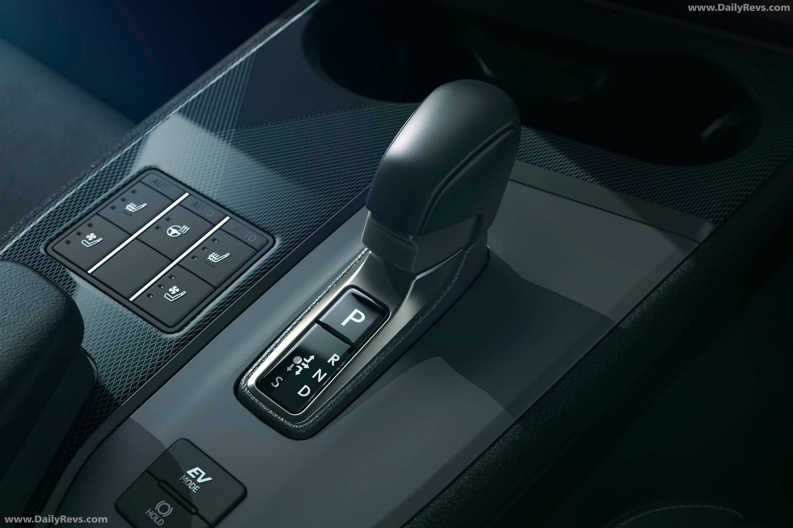 2026 - LEXUS UX 300h SHINING ESSENCE, foto 12