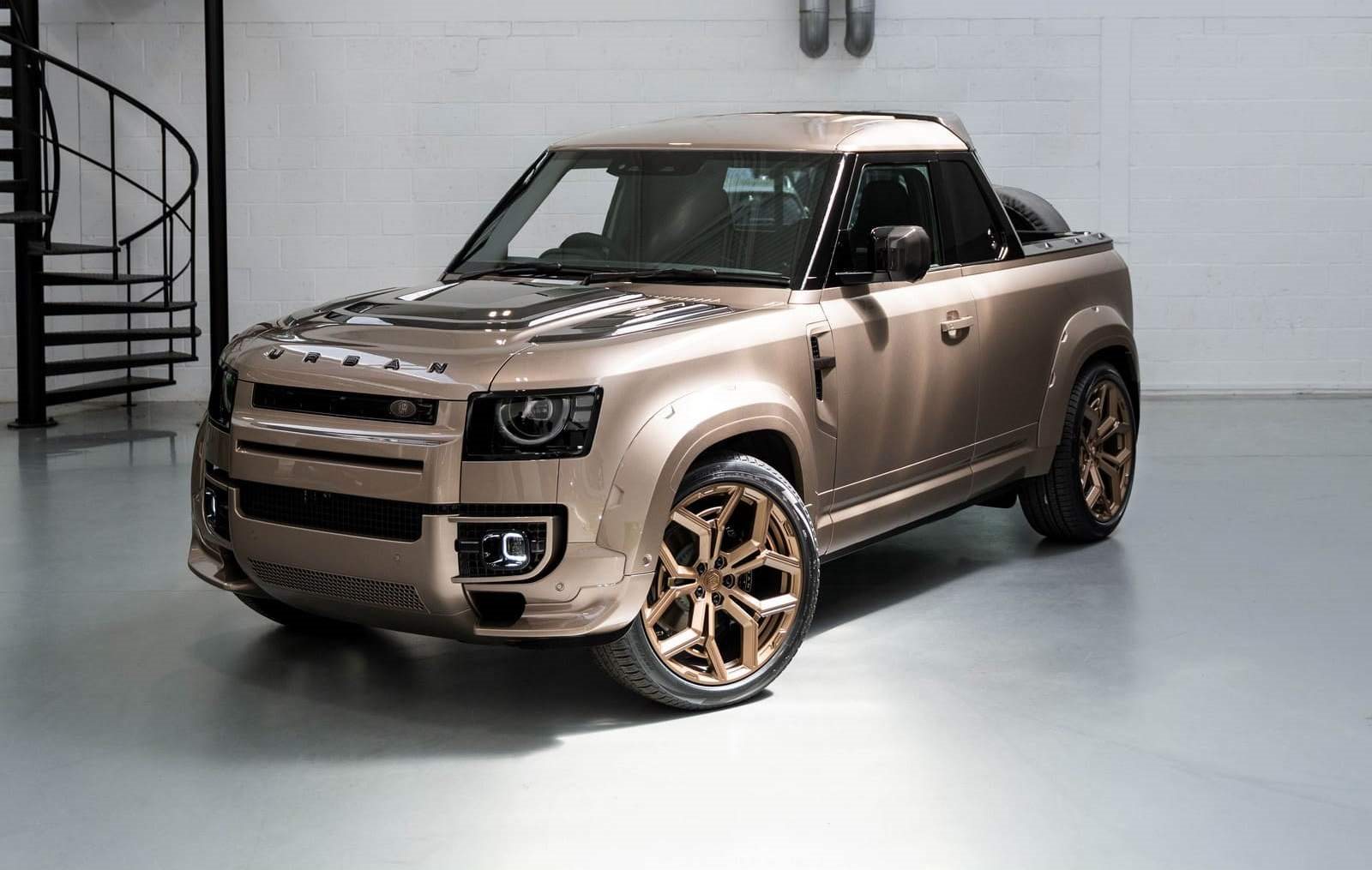 2026 - LAND ROVER DEFENDER AVONTUR WIDETRACK BY URBAN AUTOMOTIVE, foto 1