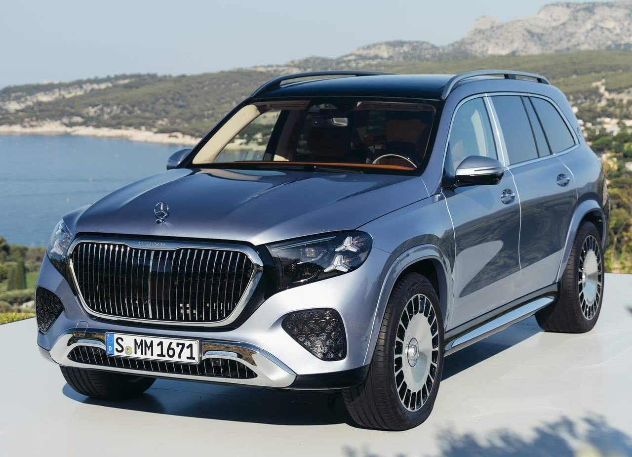 2027 - MERCEDES-MAYBACH GLS 680, foto 2
