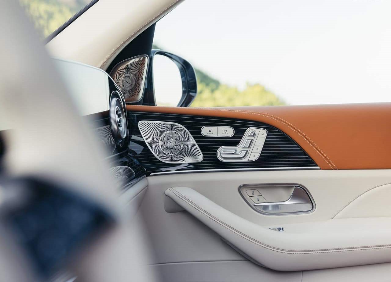2027 - MERCEDES-MAYBACH GLS 680, foto 32