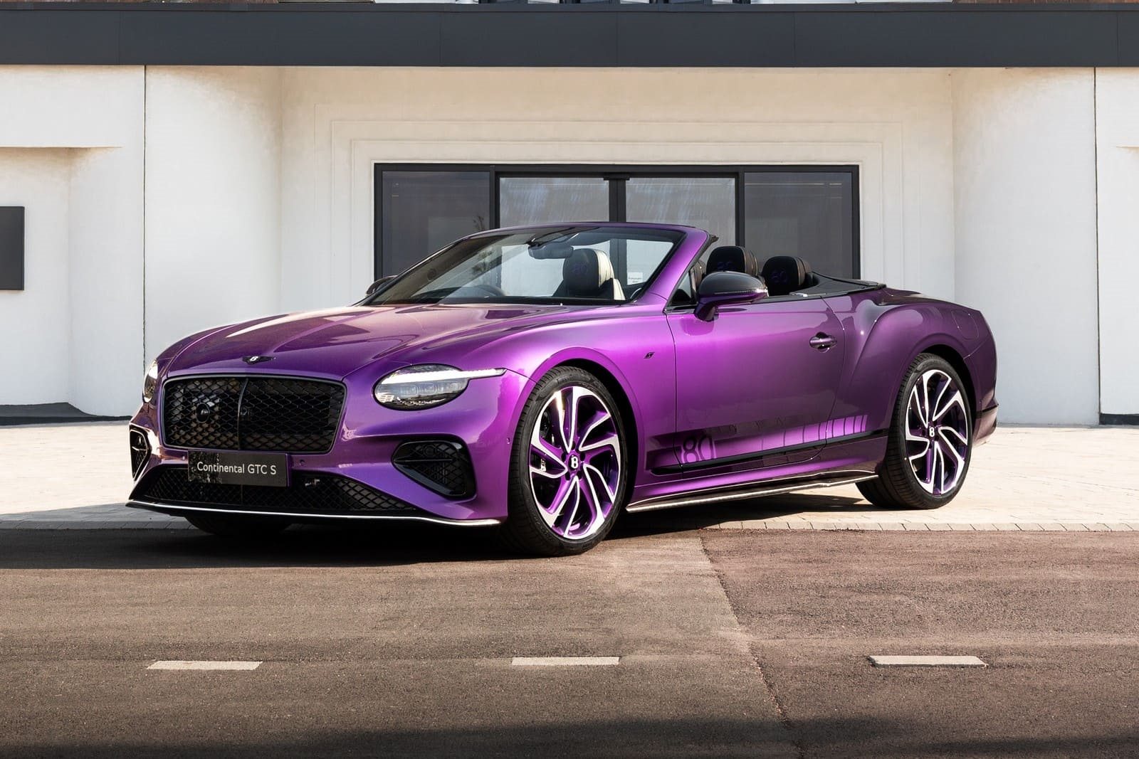 2027 - BENTLEY CONTINENTAL GTC S 80 YEARS, foto 1