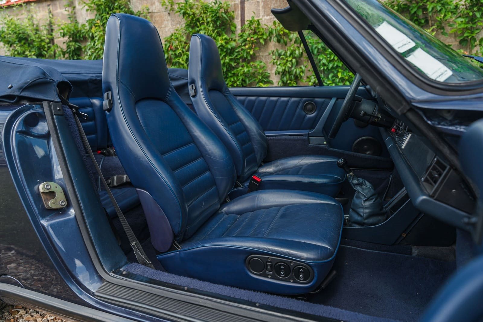 1986 - PORSCHE 911 CARRERA 3.2 CABRIOLET, foto 15