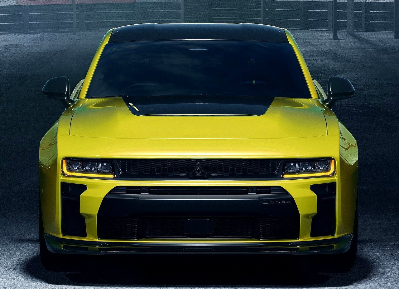 2027 - DODGE CHARGER SUPER BEE LAUNCH EDITION, foto 2