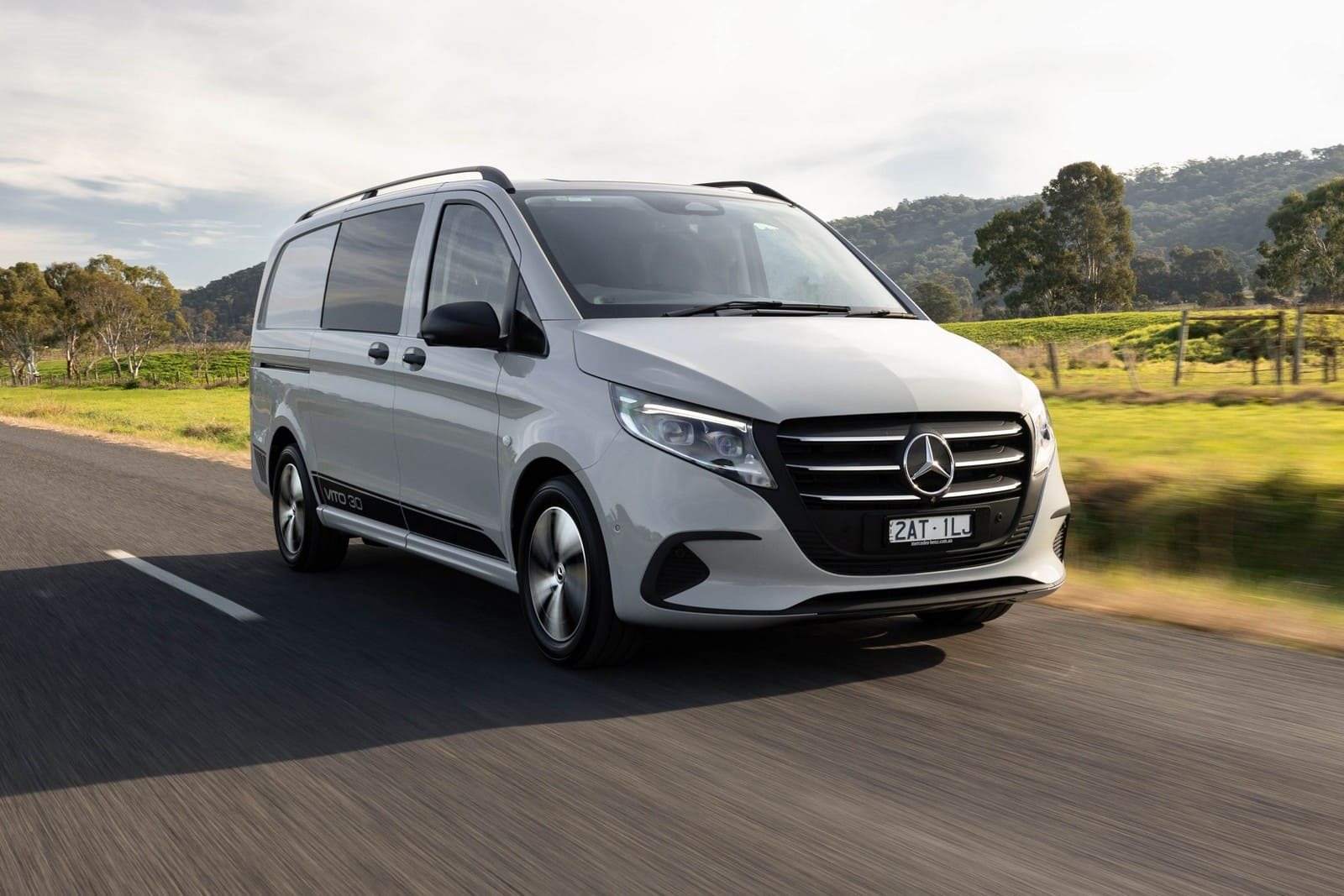 2026 - MERCEDES-BENZ VITO CREW CAB 30TH ANNIVERSARY EDITION, foto 1