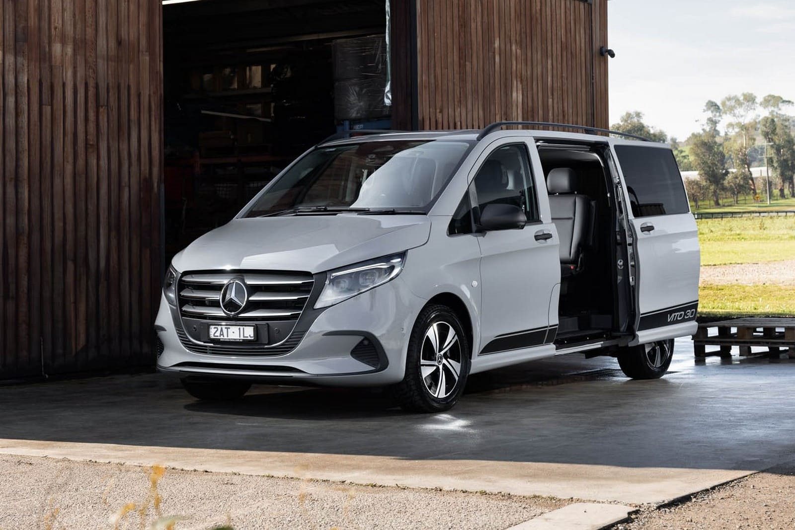 2026 - MERCEDES-BENZ VITO CREW CAB 30TH ANNIVERSARY EDITION, foto 7
