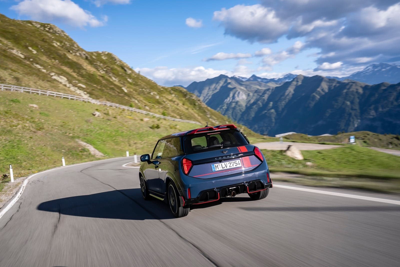 2026 - MINI JOHN COOPER WORKS WITH GENUINE ACCESSORIES, foto 25