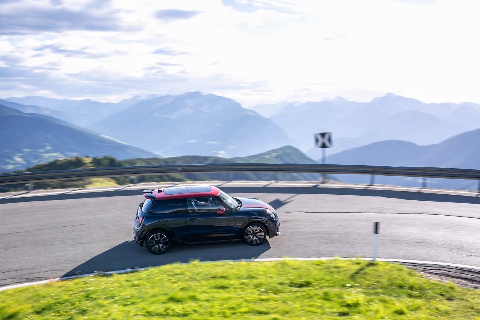 2026 - MINI JOHN COOPER WORKS WITH GENUINE ACCESSORIES, foto 26