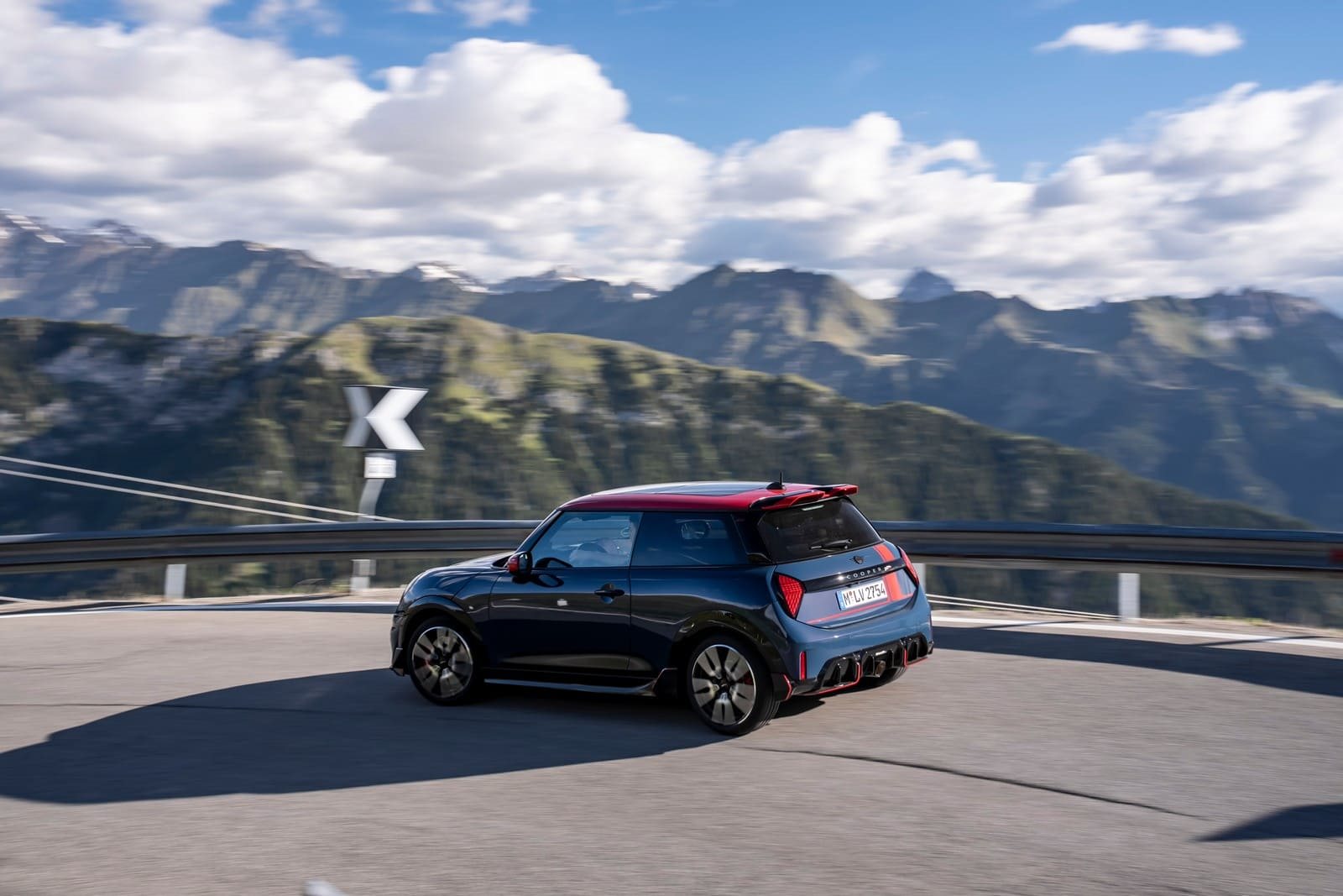 2026 - MINI JOHN COOPER WORKS WITH GENUINE ACCESSORIES, foto 28