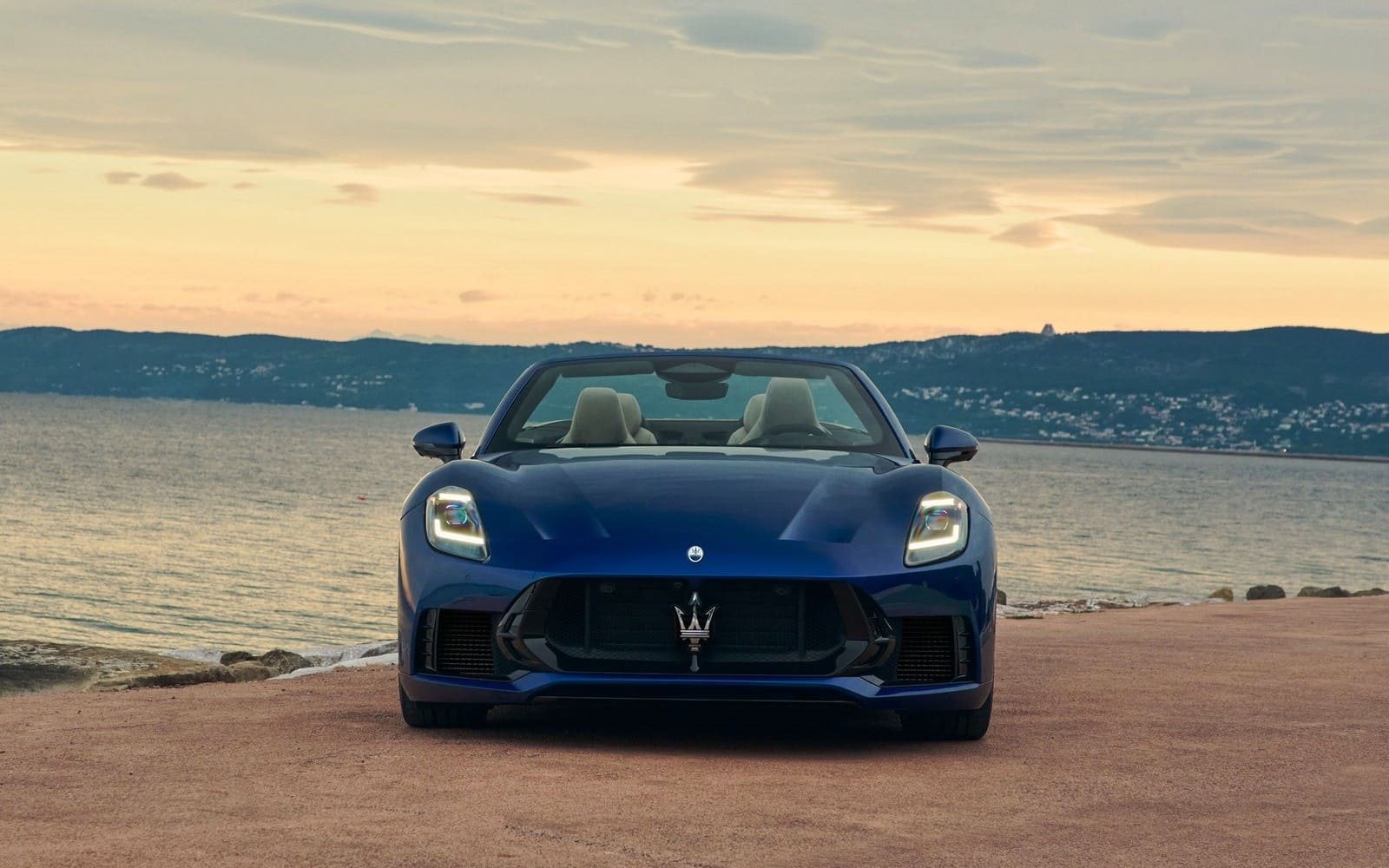 2027 - MASERATI GRANCABRIO 490 CV, foto 1