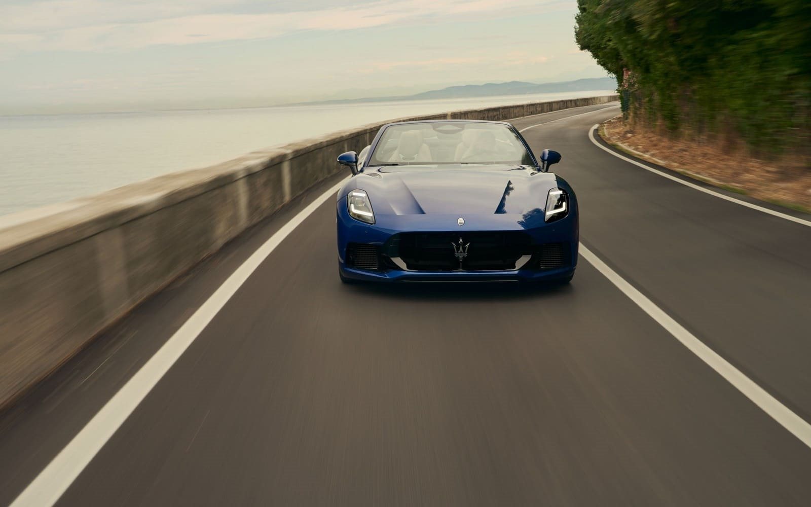 2027 - MASERATI GRANCABRIO 490 CV, foto 3