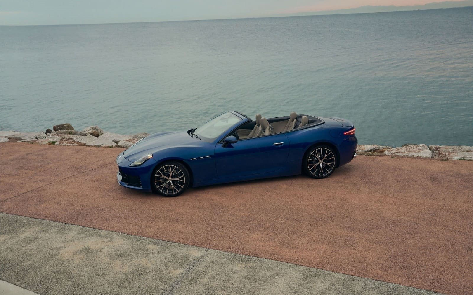 2027 - MASERATI GRANCABRIO 490 CV, foto 7