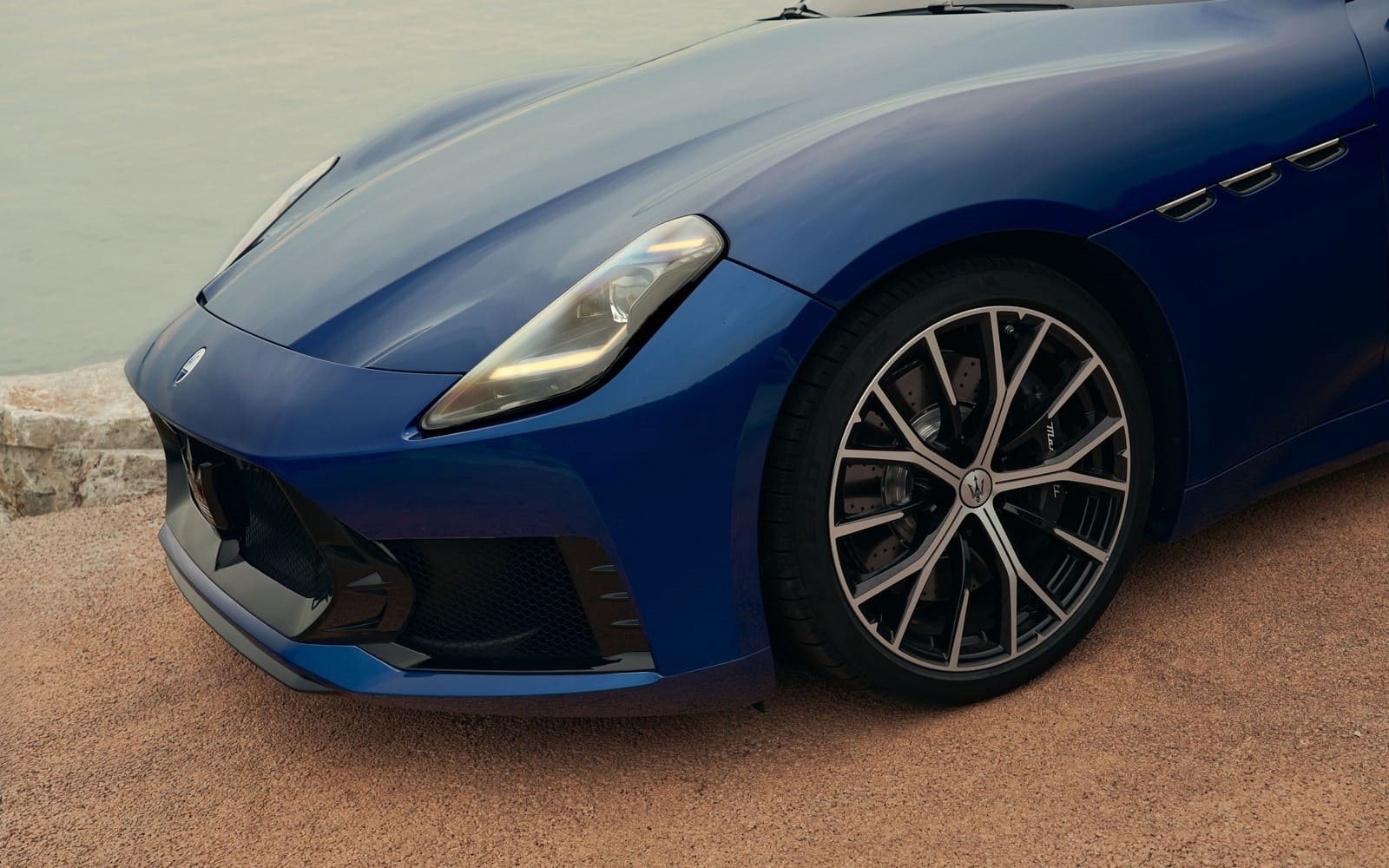 2027 - MASERATI GRANCABRIO 490 CV, foto 13