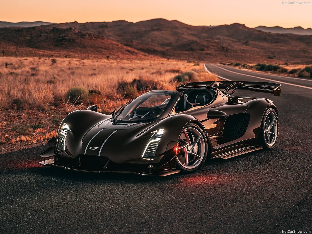 2027 - CZINGER 21C SPYDER, foto 1