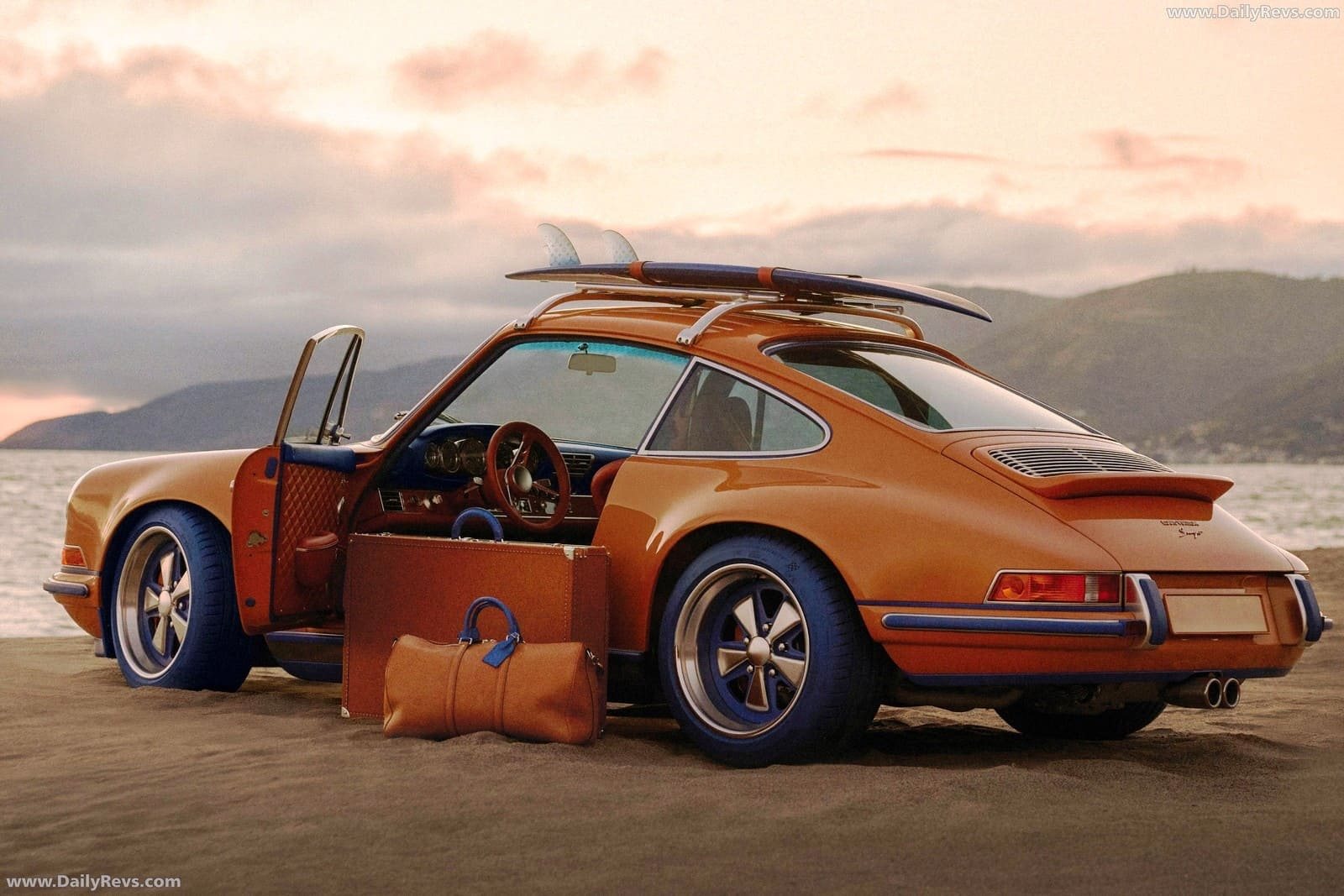 2026 - PORSCHE 911 CLASSIC BY SINGER & LOUIS VUITTON, foto 2