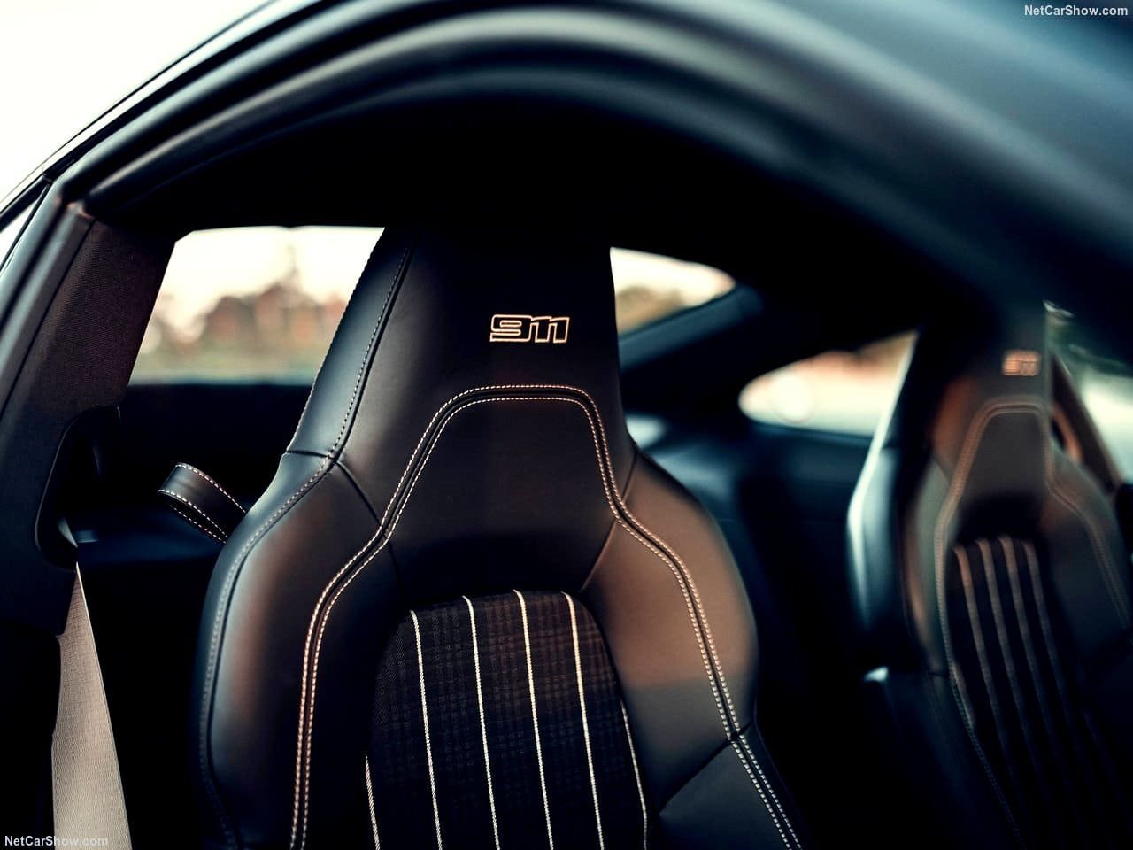 2027 - PORSCHE 911 CARRERA S WITH MT PACKAGE, foto 15