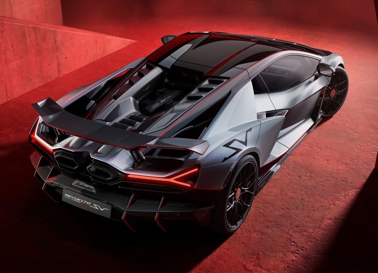 2027 - LAMBORGHINI REVUELTO SV, foto 8