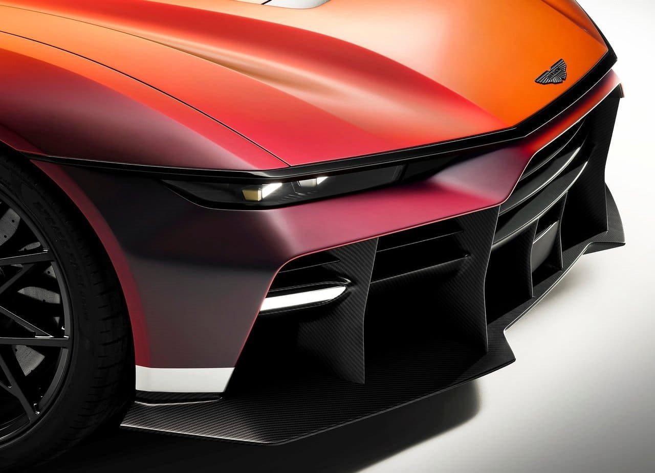 2028 - ASTON MARTIN VALEN, foto 16